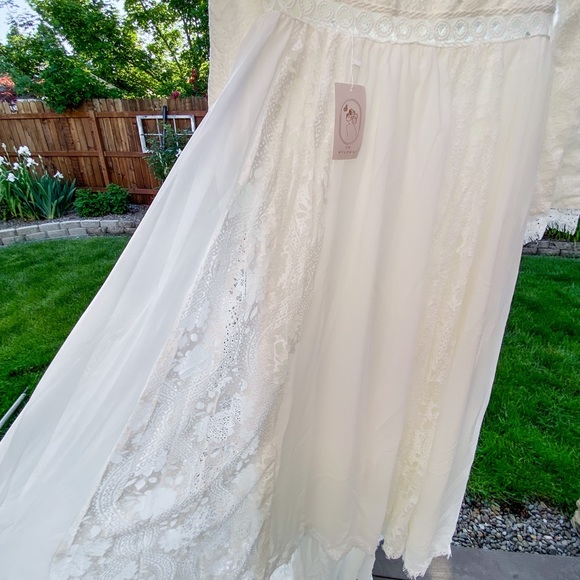 Never Worn New “Oh My Gown” Boho Wedding Dress 14 - Picture 9 of 16